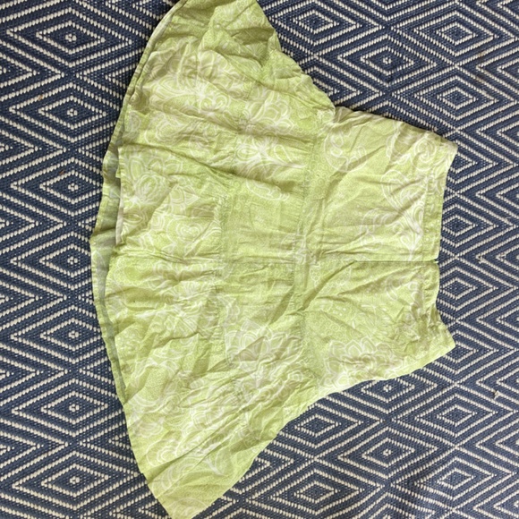 Ann Taylor Light Green Skirt with White Pattern-100% cotton - Picture 2 of 4